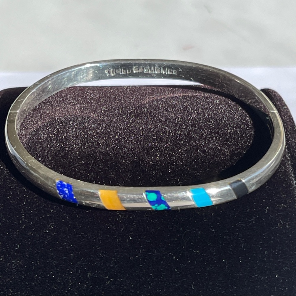 Vintage Taxco Inlaid Gemstone Hinged Sterling Silver Oval Bangle Bracelet